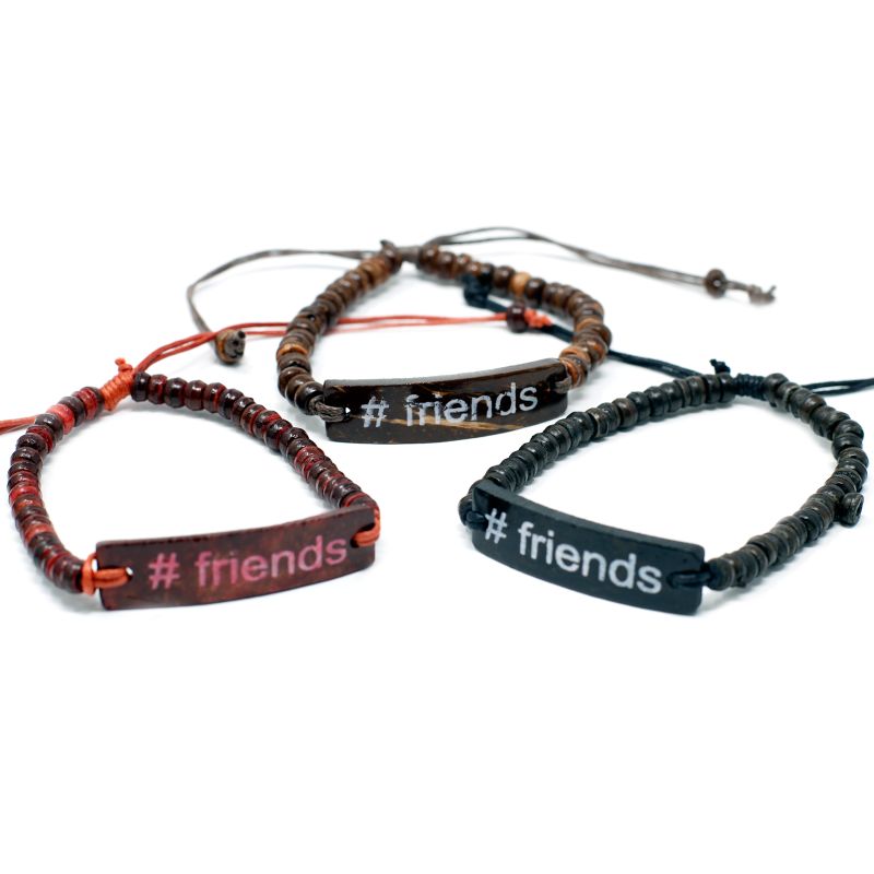 Kokosové Náramky so Sloganom - #Friends