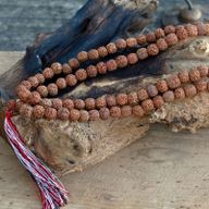 108 Rudraksha Mala - Prírodný