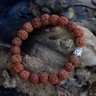 Rudraksha Mala Buddha  Náramok  - Hnedý