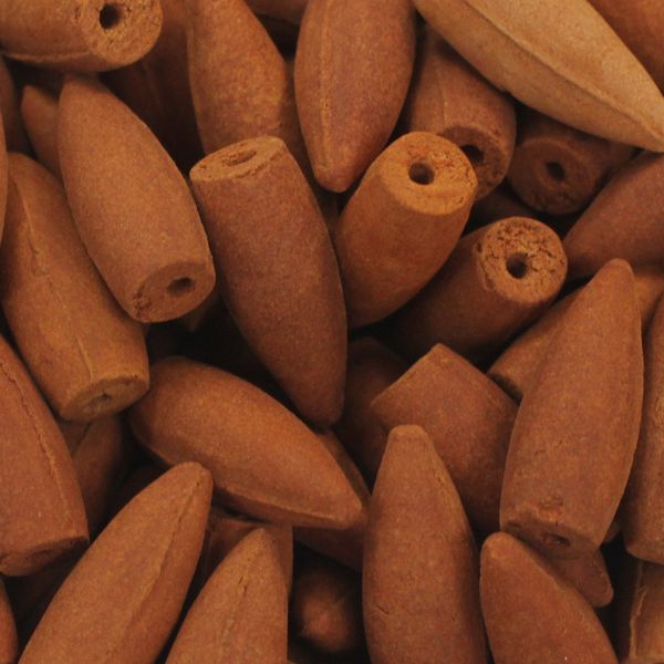 Balenie 500g Vonné Kužele " Tečúci Dym" - Santalové Drevo (približne 225 ks)