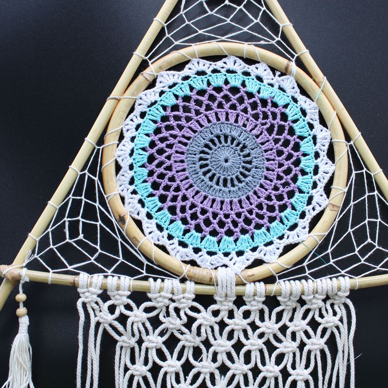Ochranný Lapač Snov - Veľký - Macramé - Pyramída Biela/ Tyrkysová