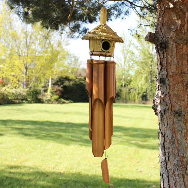 Veľká Okrúhla Vtáčia Búdka z Morskej Trávy so Zvonkohru 56x20cm