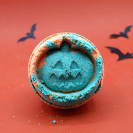 Halloweenska Bomba do Kúpeľa s Feniklom a Pomarančom