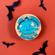 Halloweenska Bomba do Kúpeľa s Feniklom a Pomarančom