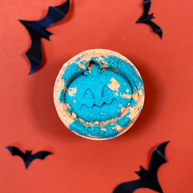 Halloweenska Bomba do Kúpeľa s Feniklom a Pomarančom