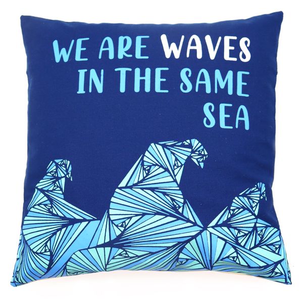 Bavlnená Obliečka na Vankúš s Potlačou - We are Waves - Sivá, Modrá a Prírodná