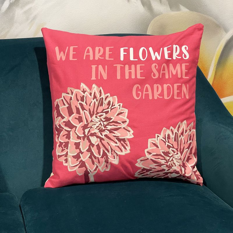 Bavlnená Obliečka na Vankúš s Potlačou - We are Flowers - Olivová, Ružová a Prírodná