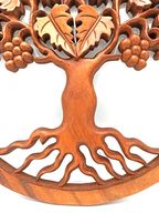 Vyrezávaný Drevený Obraz - Strom Života Hrozno 40cm