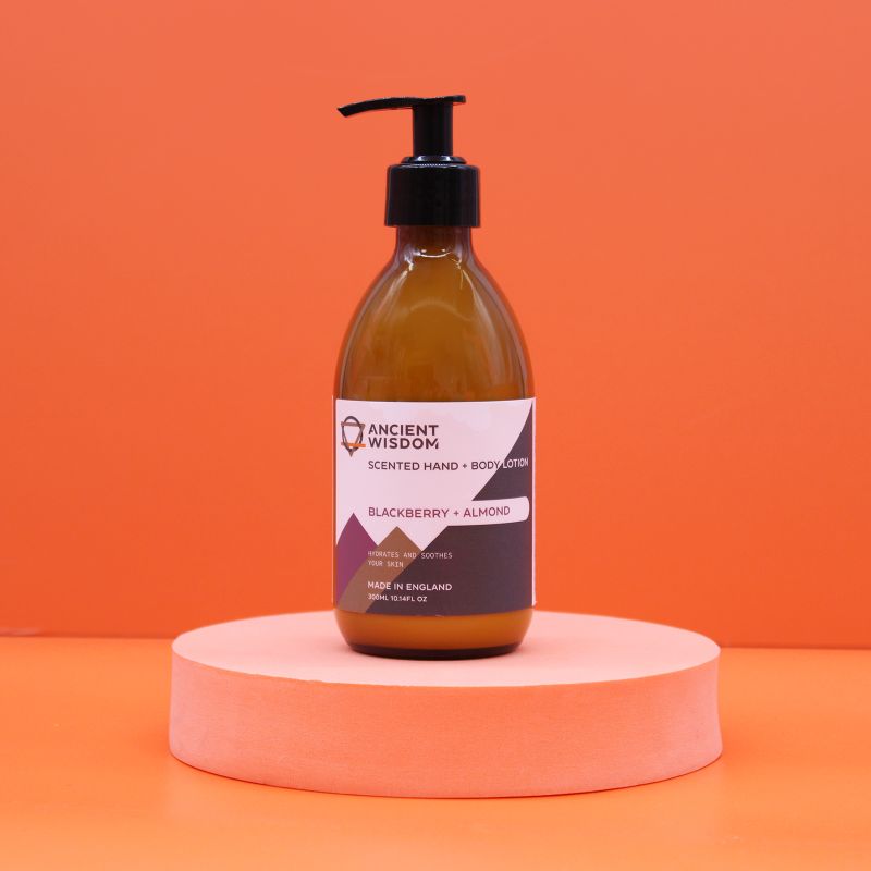 Pleťové Mlieko - Černica a Mandľa 300ml
