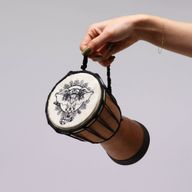 Ručne Vyrobený Bubon Djembe -  Výška 20cm