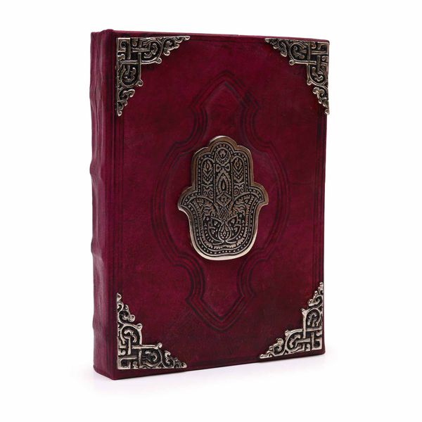 Červený Zápisník z Hrubej Kože – Zinkový Dekor Hamsa – 200 Strán  s Ozdobným Okrajom – 26 x 18 cm