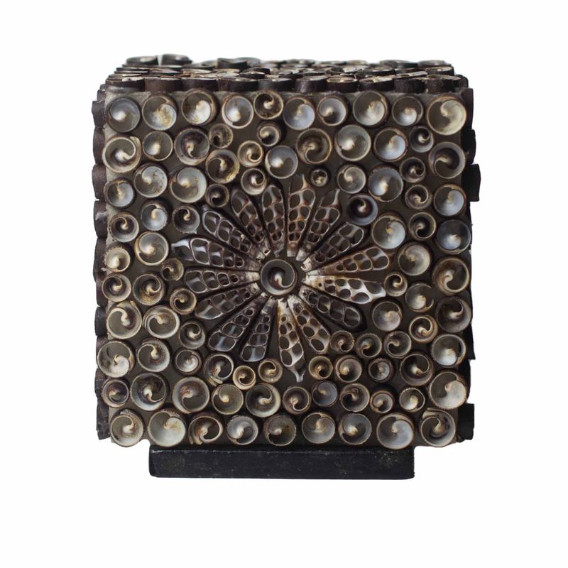 Boho Tienidlo z Morských Mušlí - Čokoládový Twist Kocka - 15cm