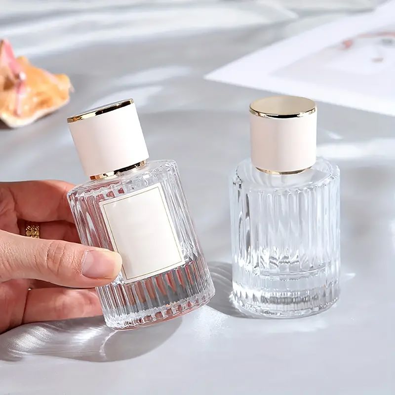 Okrúhla Rebrovaná Sprejová Fľaša s Uzáverom 30ml - Púdrová Modrá