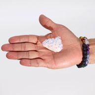Malý Obohatený Prírodný Kremeň - Aura Anjelský Kremeň (približne 40-65 g 3,5-5 cm)
