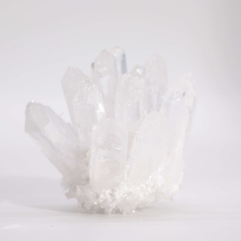 Ručne Vyrobený Prírodný Kremeň  - Čitsý Kremeň (approx 250-300gm 8cm)