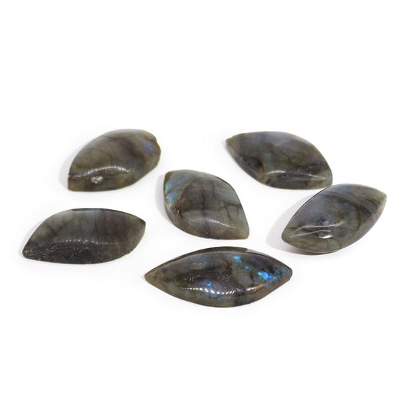 Madagaskarské Labradoritové Listové Kamene (cca 13-20g 40-50mm)