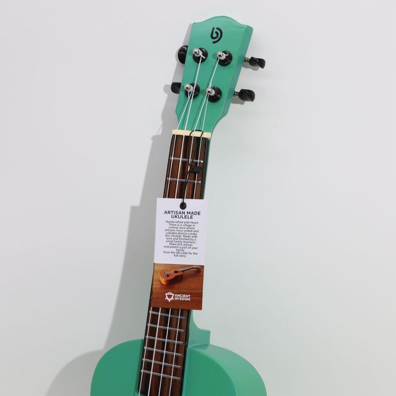 Ručne Vyrábané Ukulele - Svetlá Ružová Povrchová Úprava (4 struny)