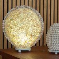 Boho Morské Mušľové Tienidlo - Veľké Vzorované Okrúhle - 30 cm