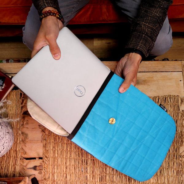 Polstrované Puzdrá na Notebook a Tablet Nomad Sari