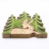 Stratený v Lese - Drevená 3D Dekorácia Jeleň v Lese - 23x20cm