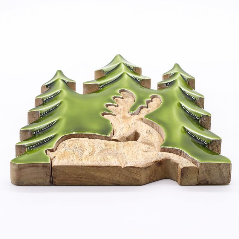 Stratený v Lese - Drevená 3D Dekorácia Jeleň v Lese - 23x20cm
