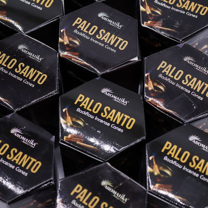Balenie 10 kusov Masala Vonných Kužeľov Tečúci Dym - Palo Santo