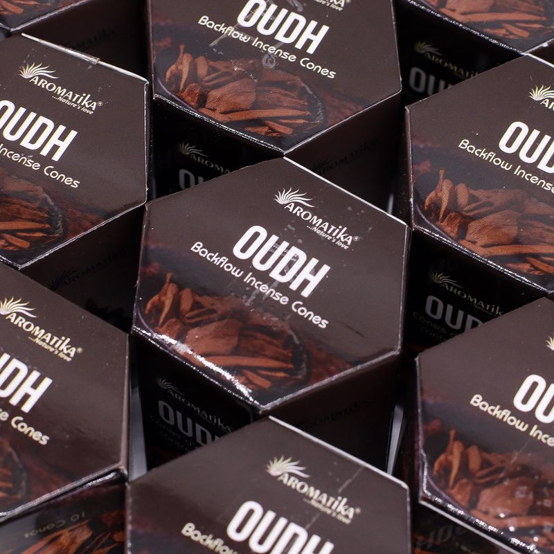 Balenie 10 kusov  Masala Vonných Kužeľov Tečúci Dym - Oud