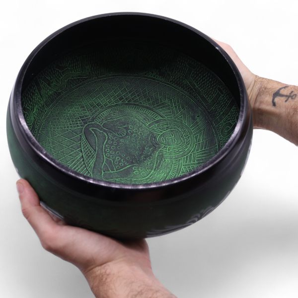 Extra Hlasná – Hríbová Spievajúca Miska – 23 × 10,5 cm, 1,3 kg – Zelený Mach