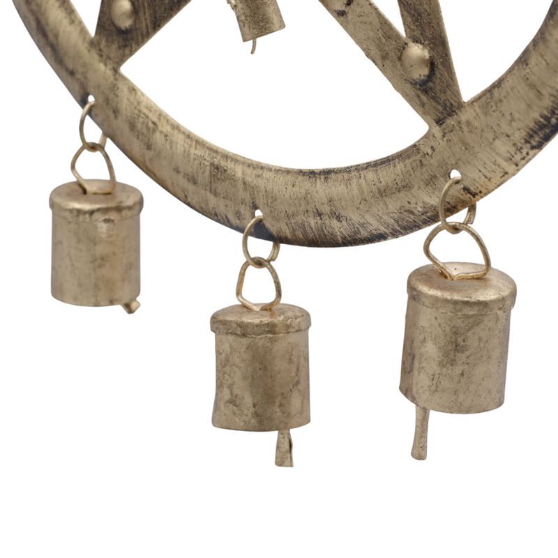 Indické Zvonkohry – Železný Päťuholník s Kravskými Zvončekmi – 25 × 49 cm