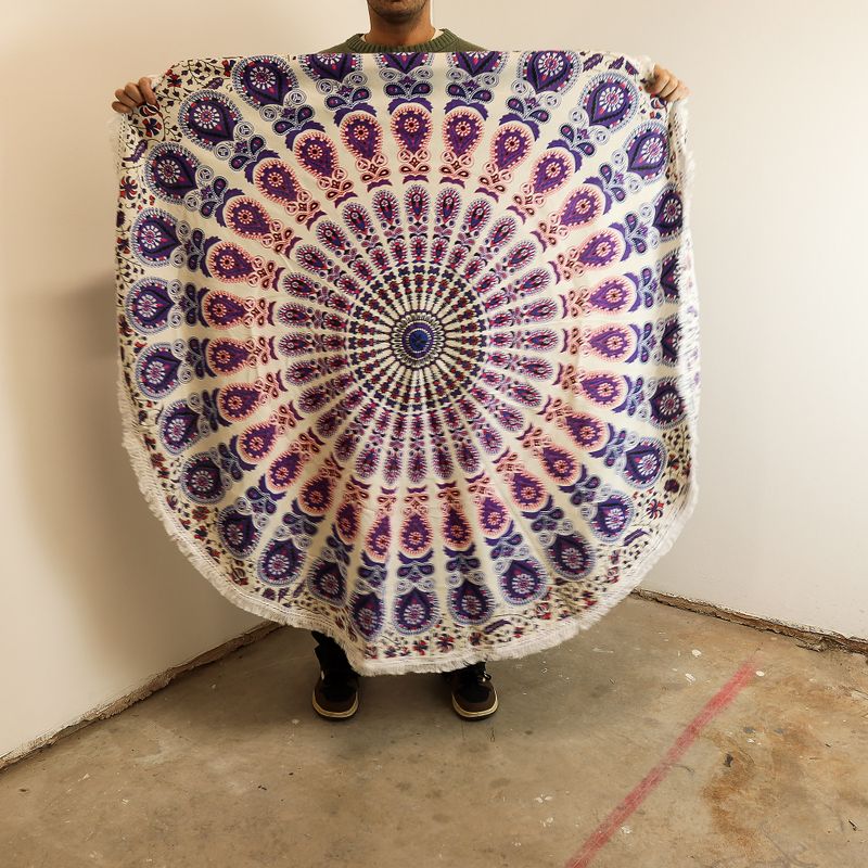 Malá Kruhová Výšivka Mandala z Bavlny (130 cm) – Pávia Fialová