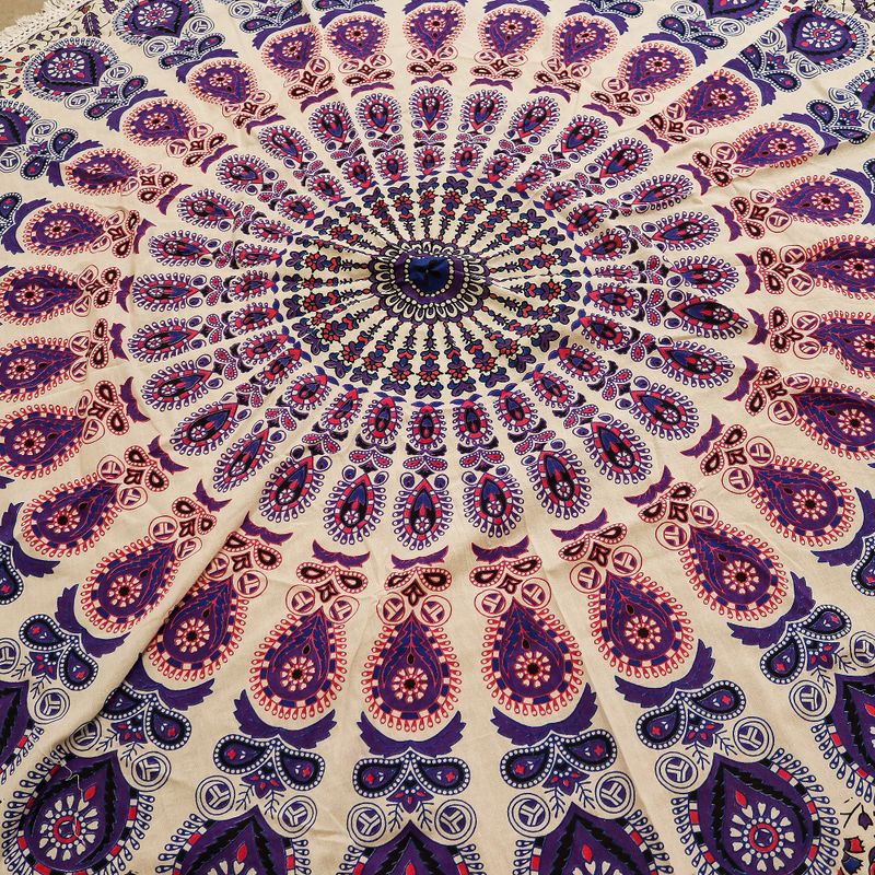 Malá Kruhová Výšivka Mandala z Bavlny (130 cm) – Pávia Fialová