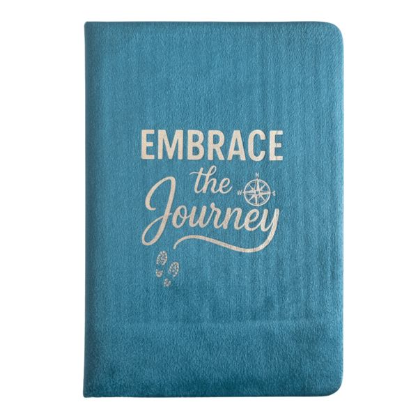 Zamatový Zápisník - 80 strán - Embrace the Journey - Svetlomodrý