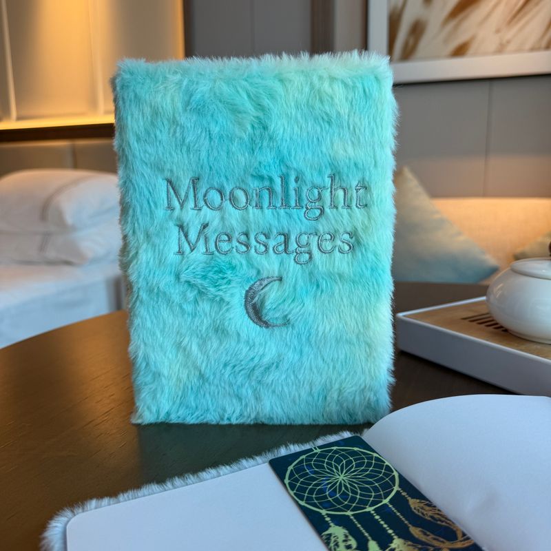 Mäkký Zápisník – Denník snov – 80 strán - Moonlight Messages