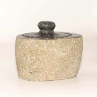 Prírodná Uzemňovacie Nádoba z Riečneho Kameňa – Malá (cca 9×7cm)