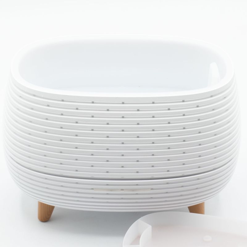 Futuristický Rebrovaný Aromaterapeutický Difuzér - USB - Zmena Farby - Diaľkový Ovládač