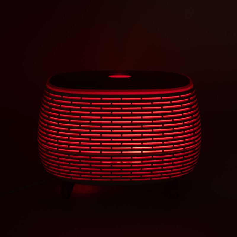 Futuristický Rebrovaný Aromaterapeutický Difuzér - USB - Zmena Farby - Diaľkový Ovládač