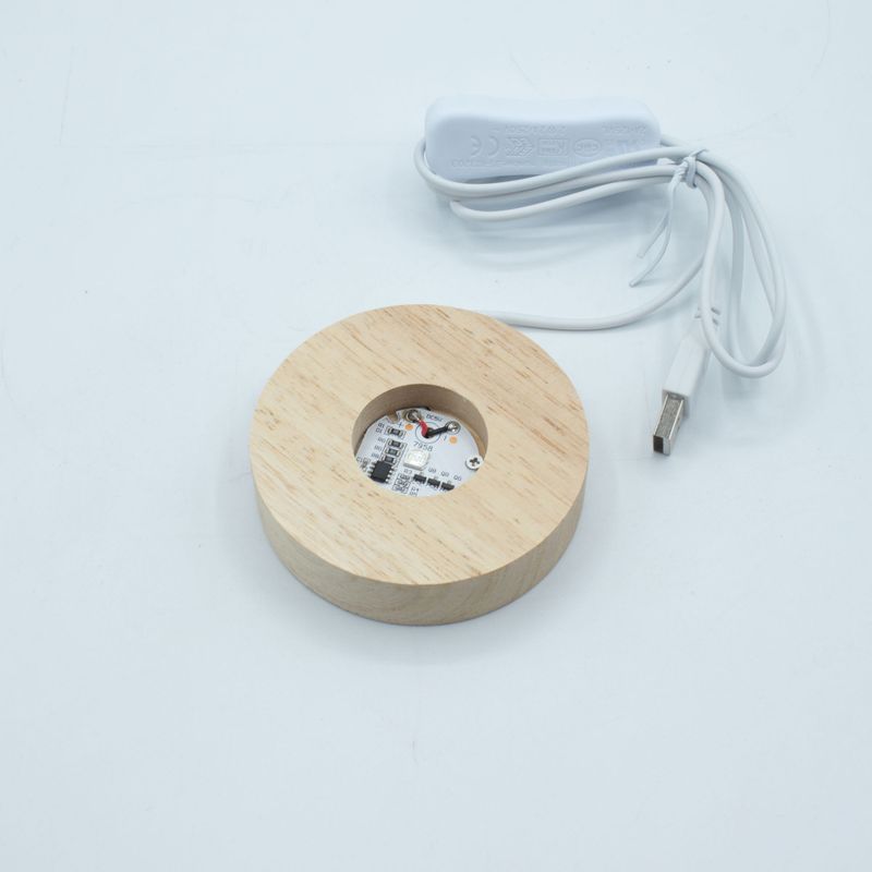 8cm Okrúhly Drevený USB LED Stojan - Viacfarebný