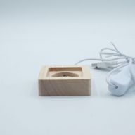 6 cm Štvorcový Drevený USB LED Stojan - Viacfarebný