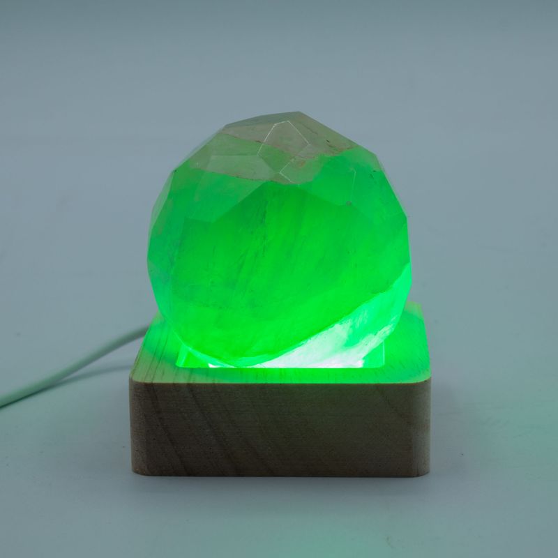 6 cm Štvorcový Drevený USB LED Stojan - Viacfarebný