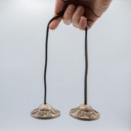 Prémiová mosadzná tibetská tingsha - Symboly šťastia - približne 6 cm (155 g)