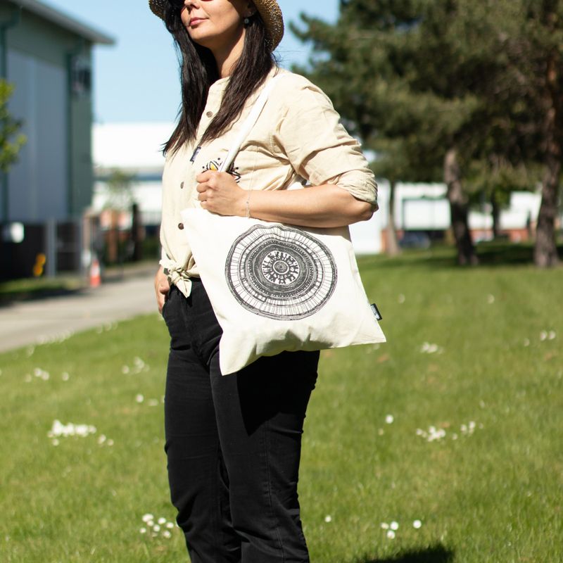 Ikonická Základná Taška - Urban Mandala - (40x37 cm) - prírodná 4oz