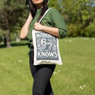 Ikonická Základná Taška - Nobody Knows 67 (42x30 cm) - prírodná 10oz