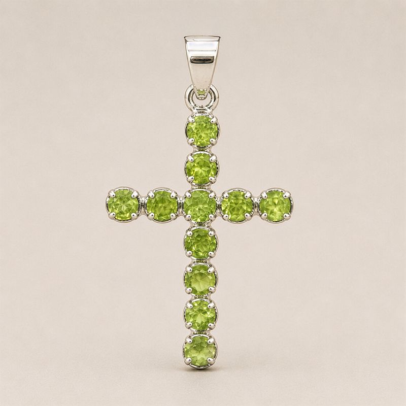Indické modlitebné prívesky - postriebrené (reťaz 45 cm) - kríž s peridotom