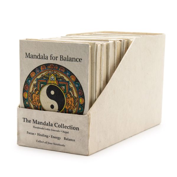 Stredné Tibetské zmiešané mandalové zápisníky - (12x8 cm) - 40 strán - (6x2 rôznych dizajnov)