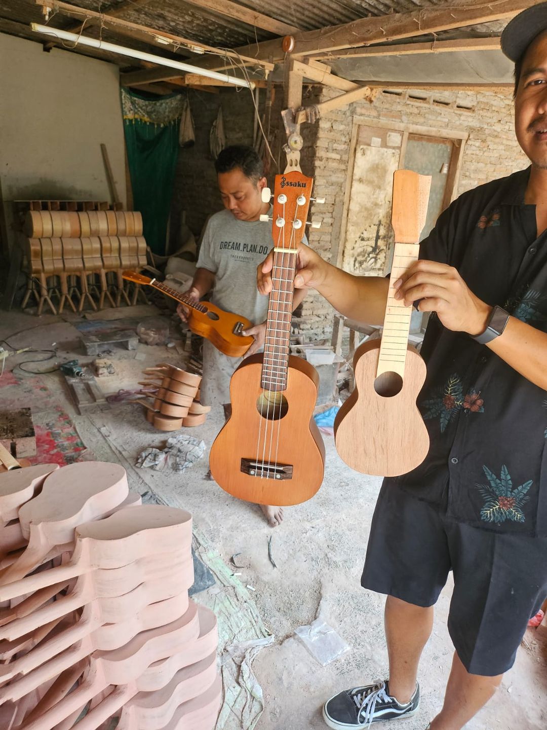 Veľkoobchodné Ručne Vyrábané Ukulele