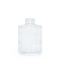 150 ml ryhovaná guľatá fľaša na difúzor s tyčinkami (hrdlo 28 mm) - číra