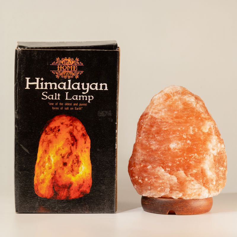 Kvalitná prírodná solná lampa - a základňa cca 2-3 kg
