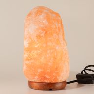 Kvalitná prírodná solná lampa – so základňou približne 3–5 kg