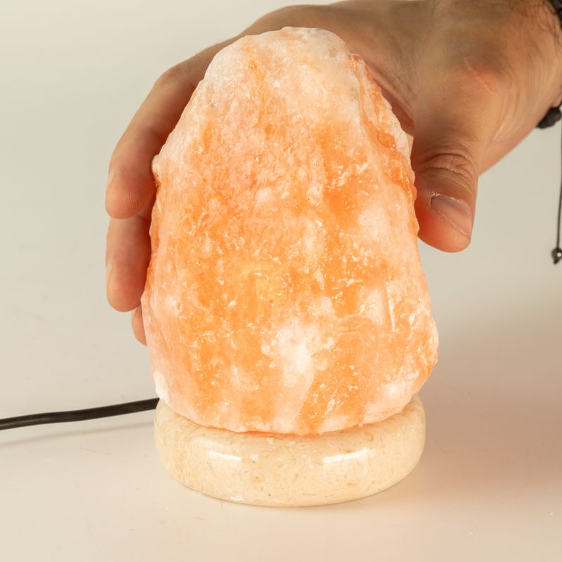 Kvalitná USB prírodná solná lampa - 11,5 cm (viacfarebná)