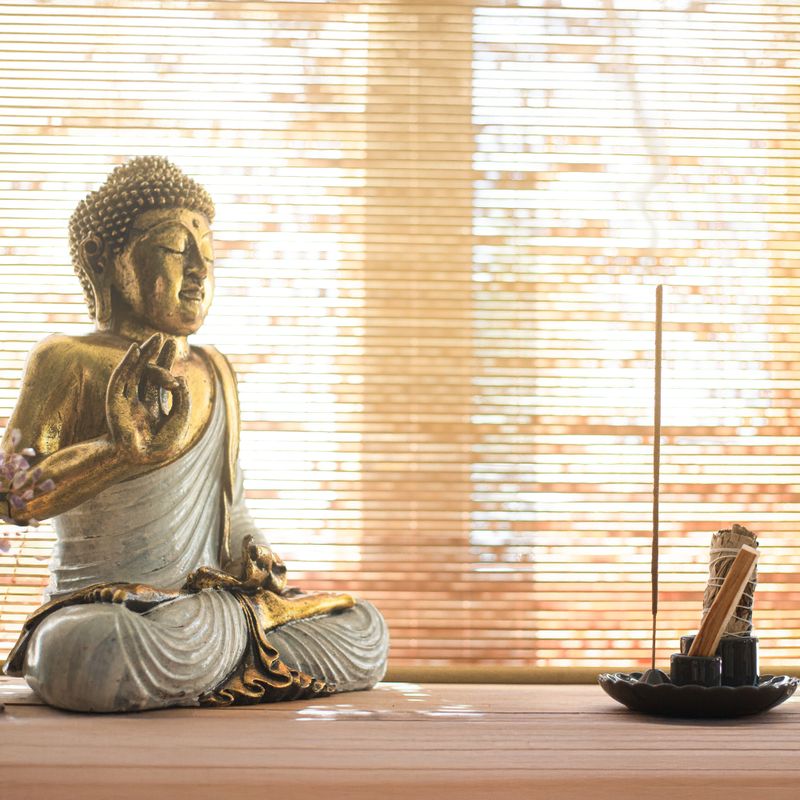 Červený a zlatý Buddha - Extra veľký 40 cm - Duyana Mudra (Meditácia)